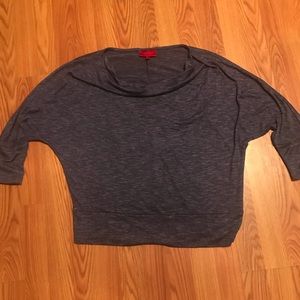 3/4 Jennifer Lopez dolman top.